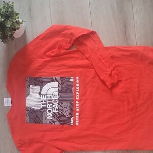 The North Face Men's Red Long Sleeve Shirt l Medium